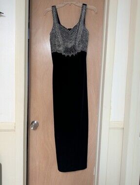 Vintage Joseph Ribkoff Black Velvet Beaded Evening Gown Dress Size 6 Art Deco